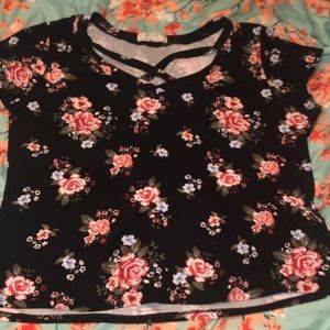 New plus size shirt , never worn